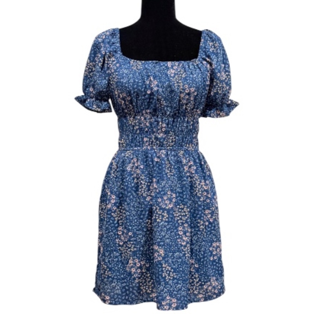 💙 One Love Clothing Blue Floral Smocked Mini Dress – Size Small